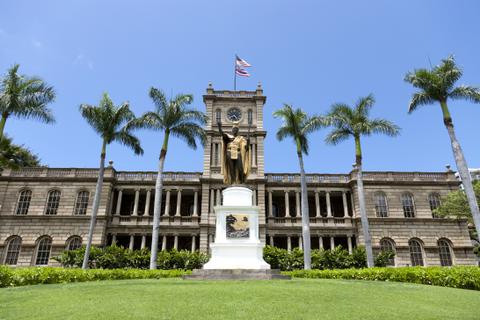 oahu-only-in-hawaii-iolani-palace-480x320.jpg