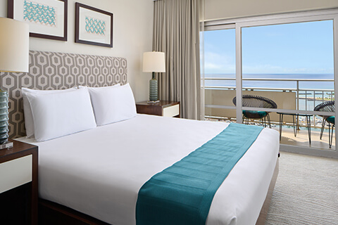 Luxury Junior Suite Ocean View Bedroom