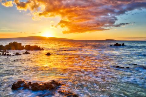 maui-sunrise-sunset-makena-beach-480x320.jpg