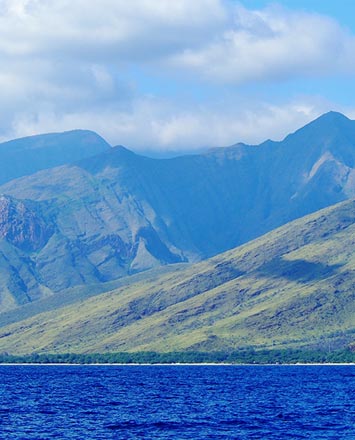 Sailing Maui