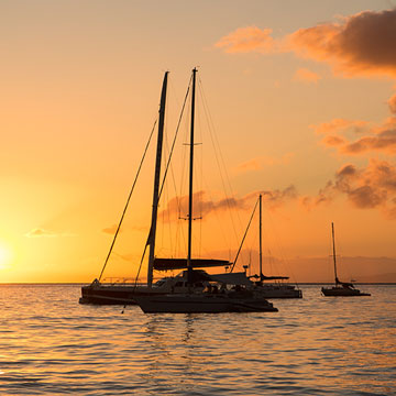 Sunset Sailing in Waikiki