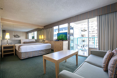 Aqua-Aloha-Surf-Waikiki-Deluxe-Room-with-Balcony-Bed-2-480x320.jpg