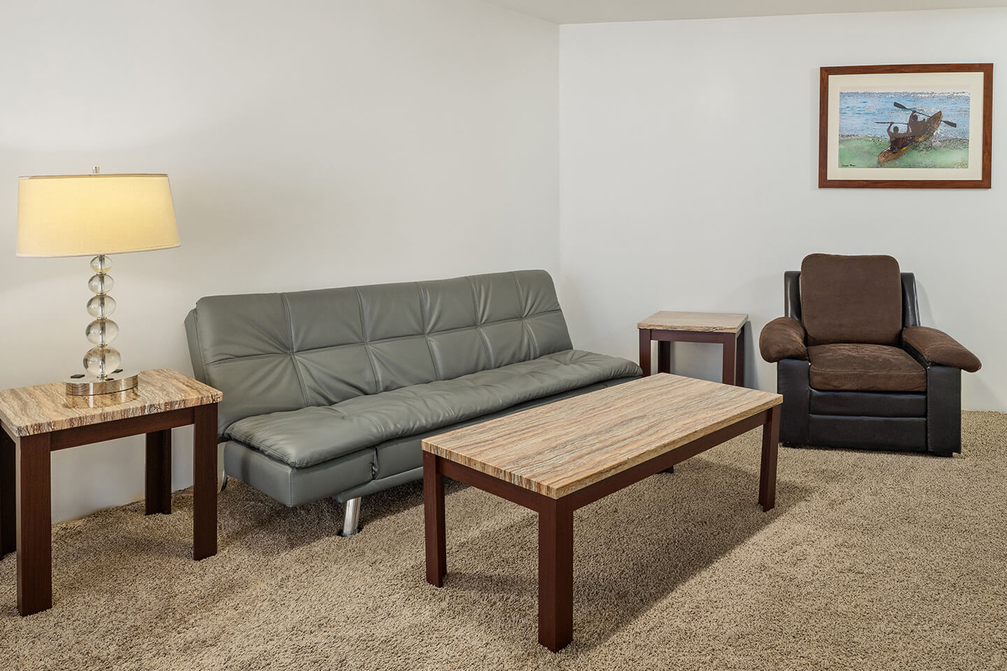 Business Suite Deluxe Mountain View Living Area