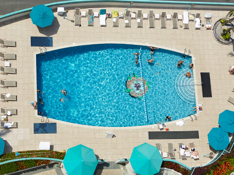 ilikai-luxury-suites-2nd-flr-pool-480x360.jpg