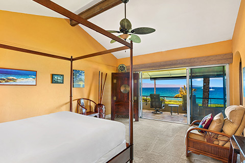 Aston-Maui-Kaanapali-Villas-1-Bedroom-Oceanfront-Premium-Bedroom-480x320.jpg