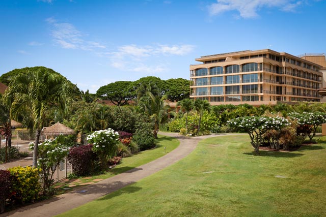 View of the lush grounds at the Maui Kaanapali Villas