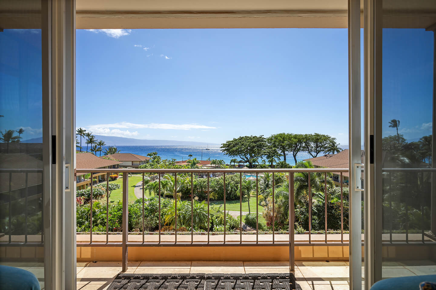 One Bedroom Ocean View Premium Lanai