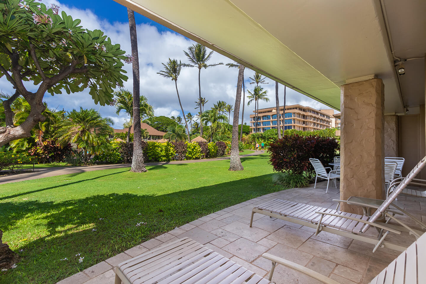 Two Bedroom Suite Lanai with Seating Area