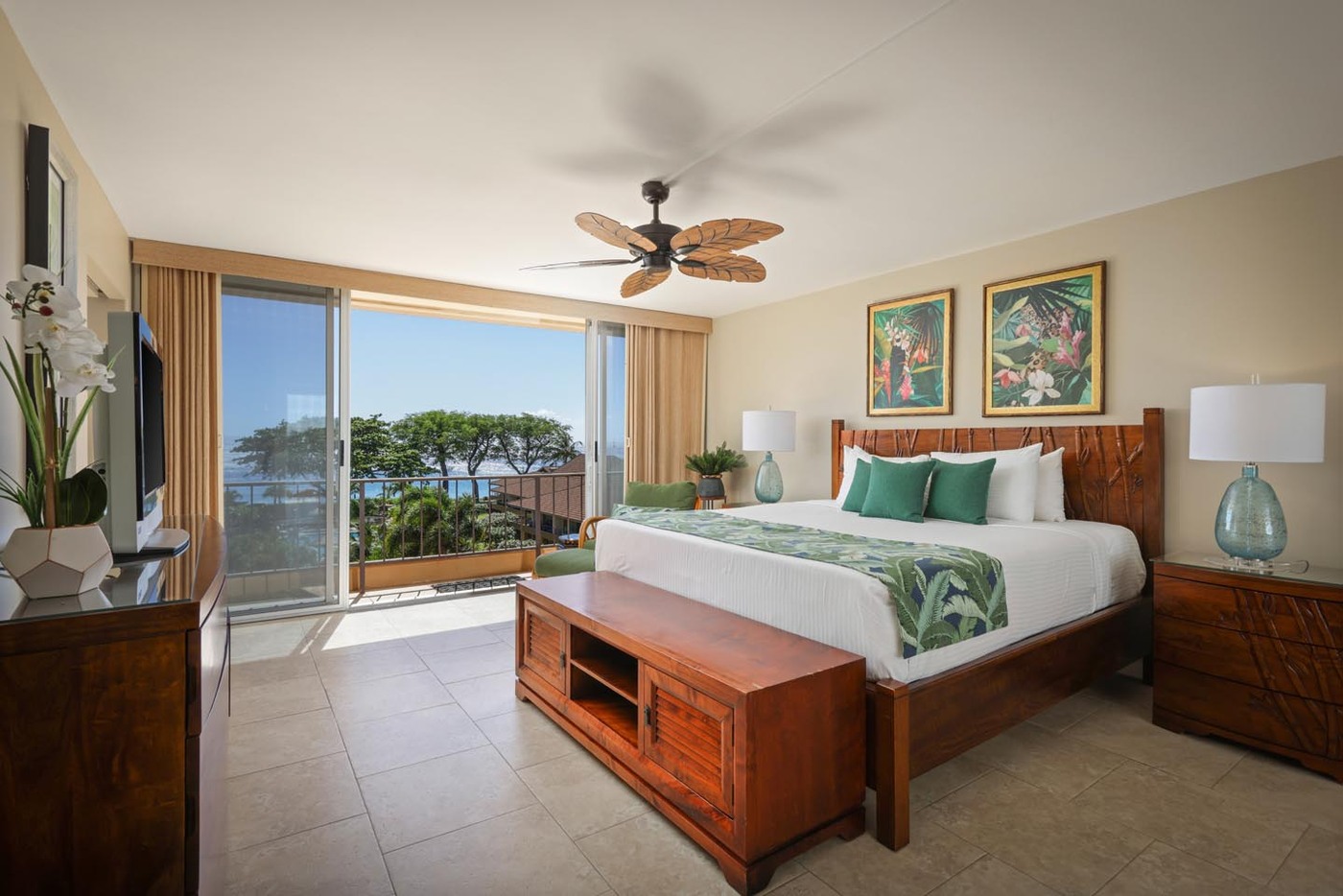 One-Bedroom Ocean View Premium Bedroom
