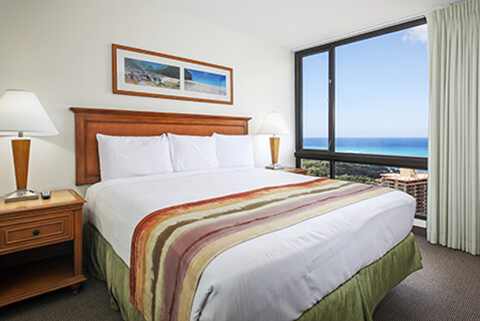 One-Bedroom Deluxe Ocean View Bedroom