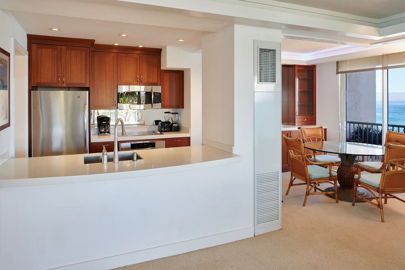 Two-Bedroom Oceanfront Premium Kitchen